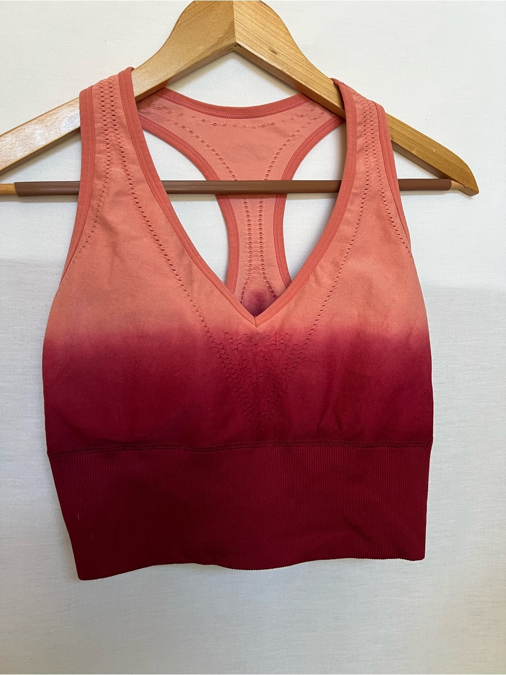 Pink Seamless Lightly Lined Ombre V-Neck Racerback Sports Bra